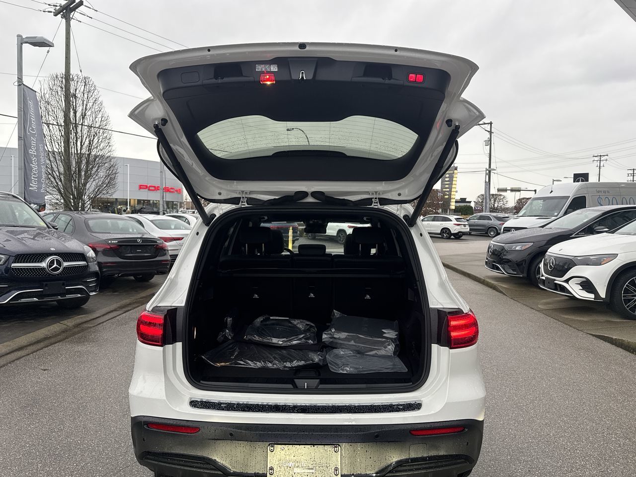 Mercedes-Benz EQB250  2024 à Langley, Colombie-Britannique