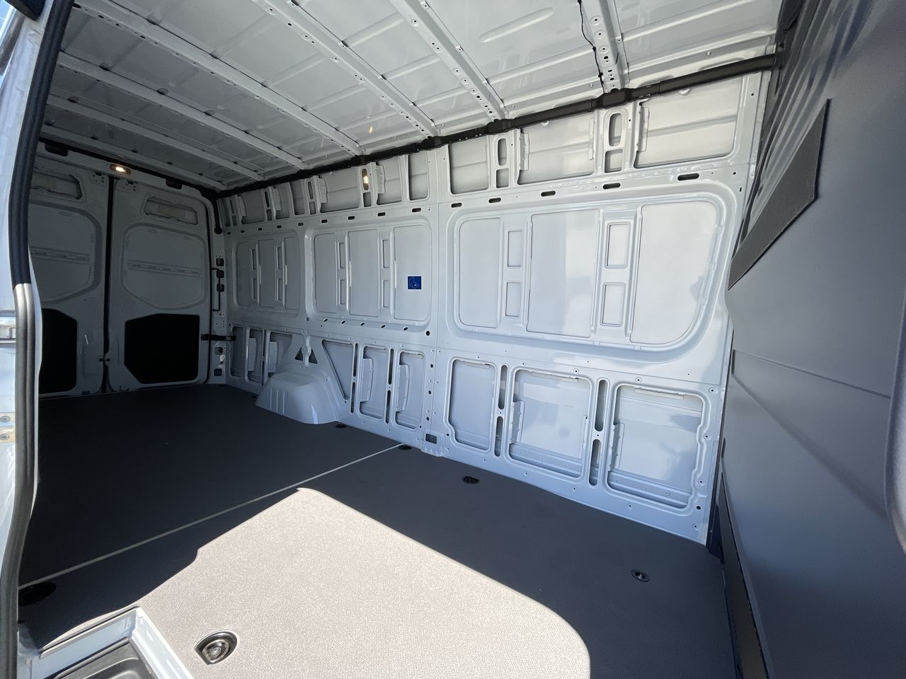 Mercedes-Benz ESprinter  2025 à Langley, Colombie-Britannique