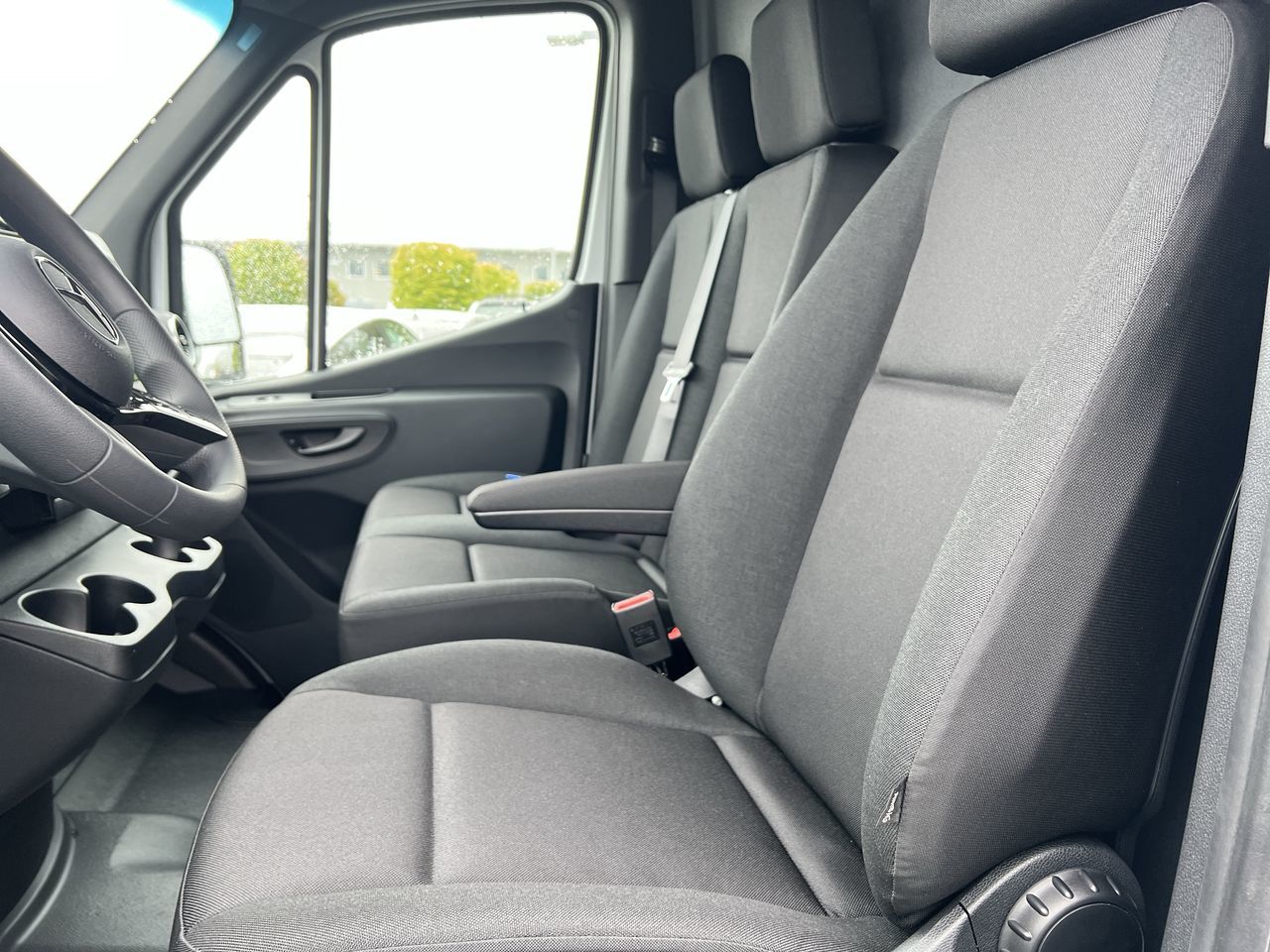Mercedes-Benz ESprinter  2025 à Langley, Colombie-Britannique