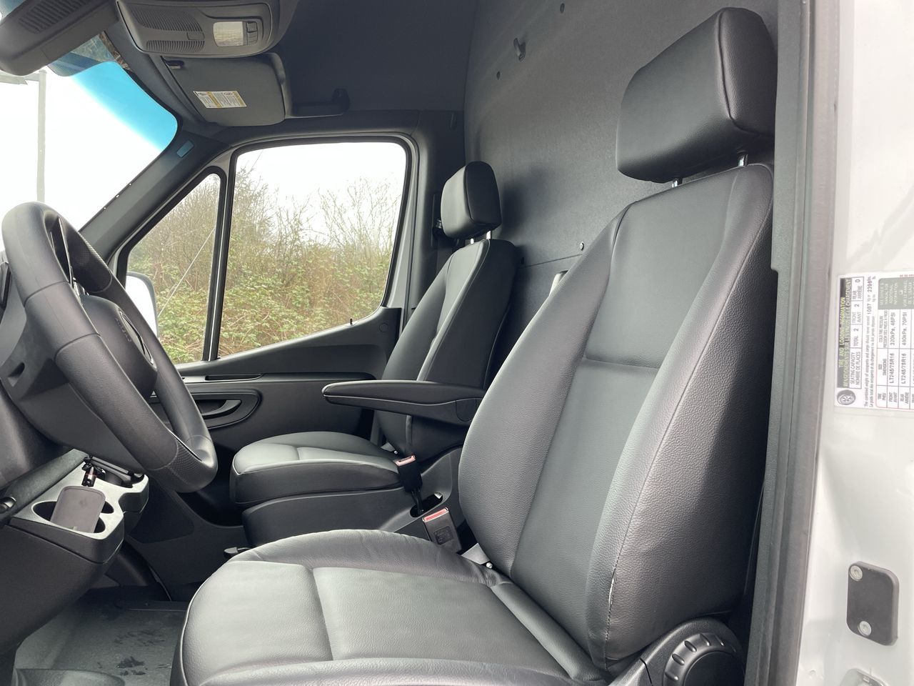 Mercedes-Benz ESprinter  2025 à Langley, Colombie-Britannique