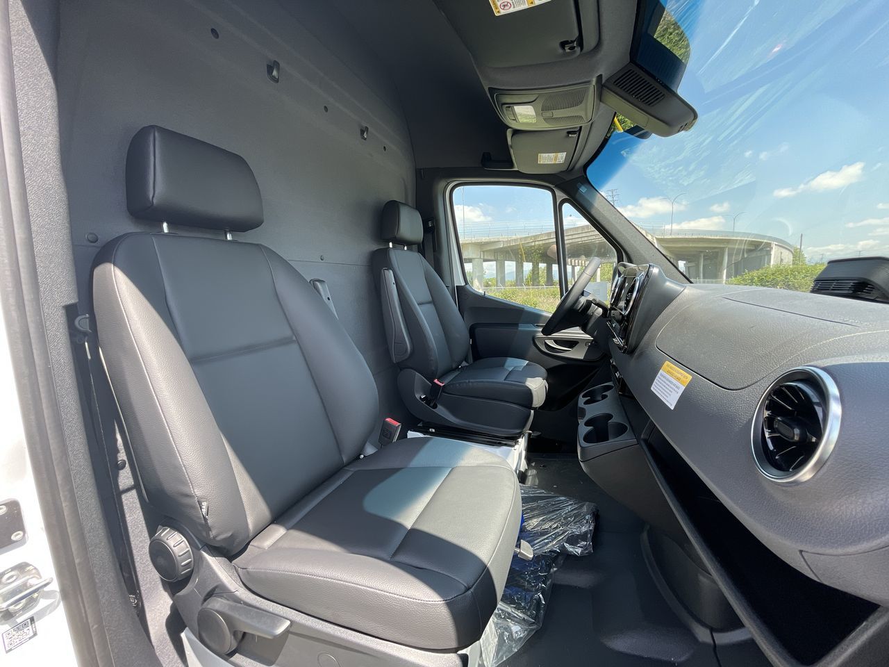 2025 Mercedes-Benz ESprinter
