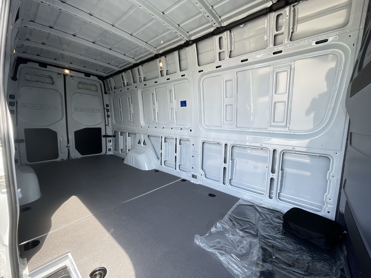 2025 Mercedes-Benz ESprinter