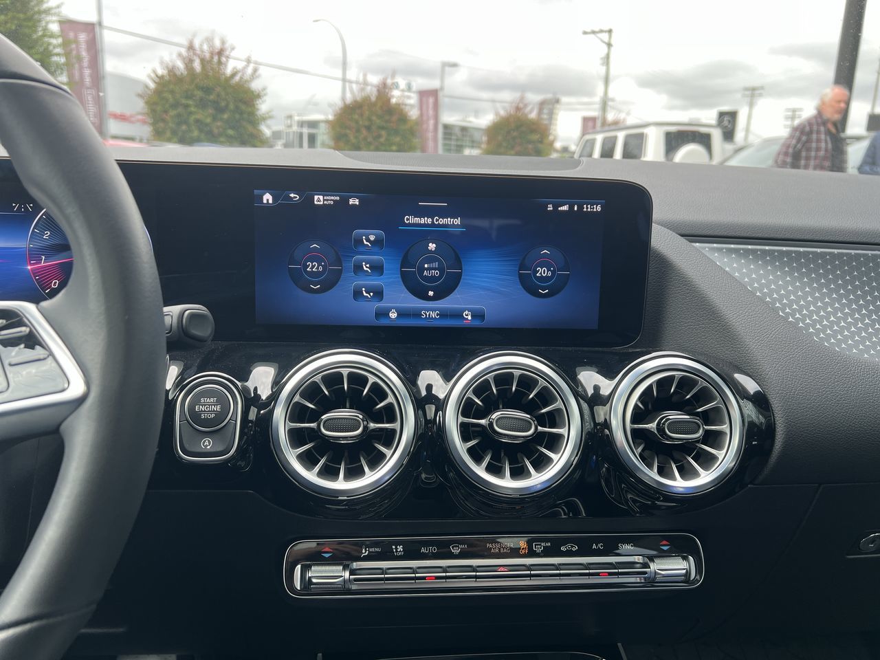 2025 Mercedes-Benz GLA250