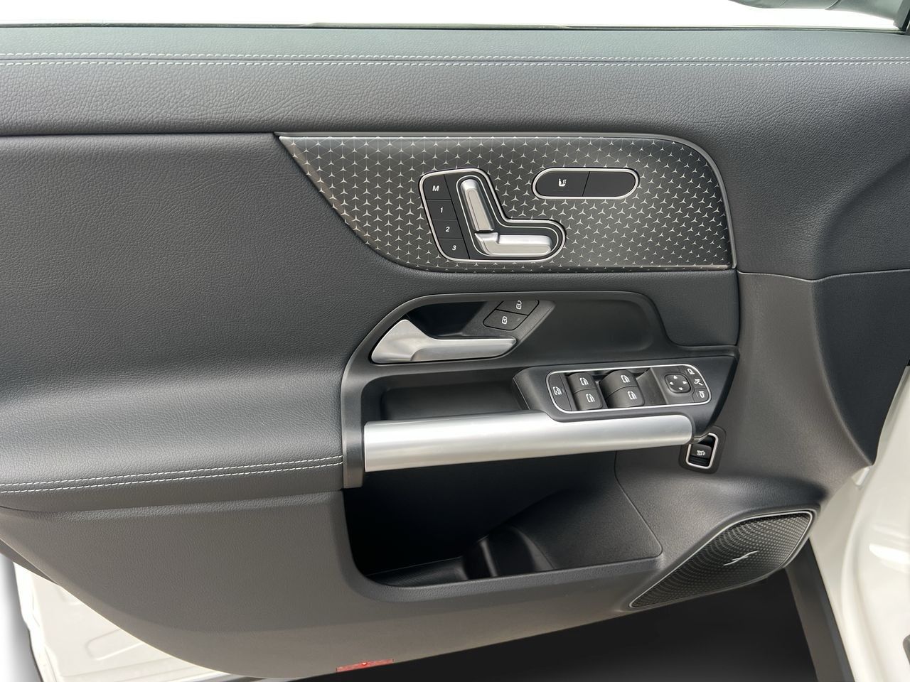 2025 Mercedes-Benz GLA250