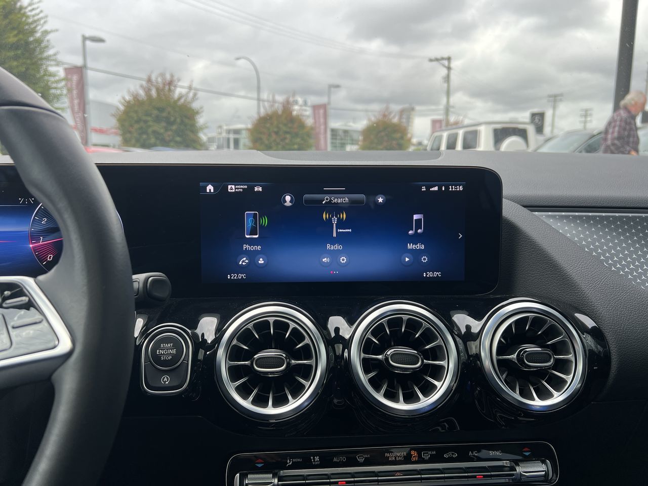 2025 Mercedes-Benz GLA250