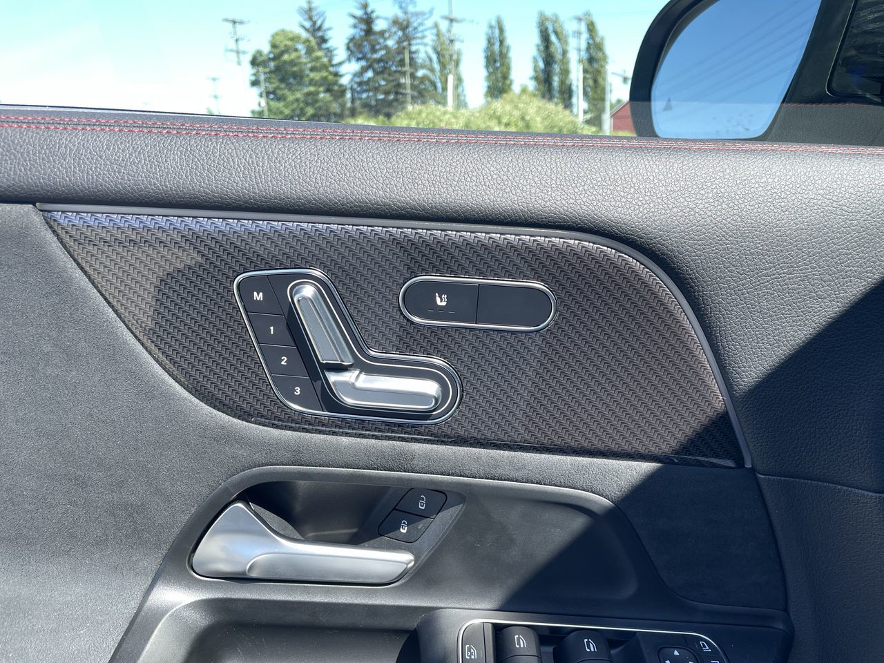 2025 Mercedes-Benz GLA250