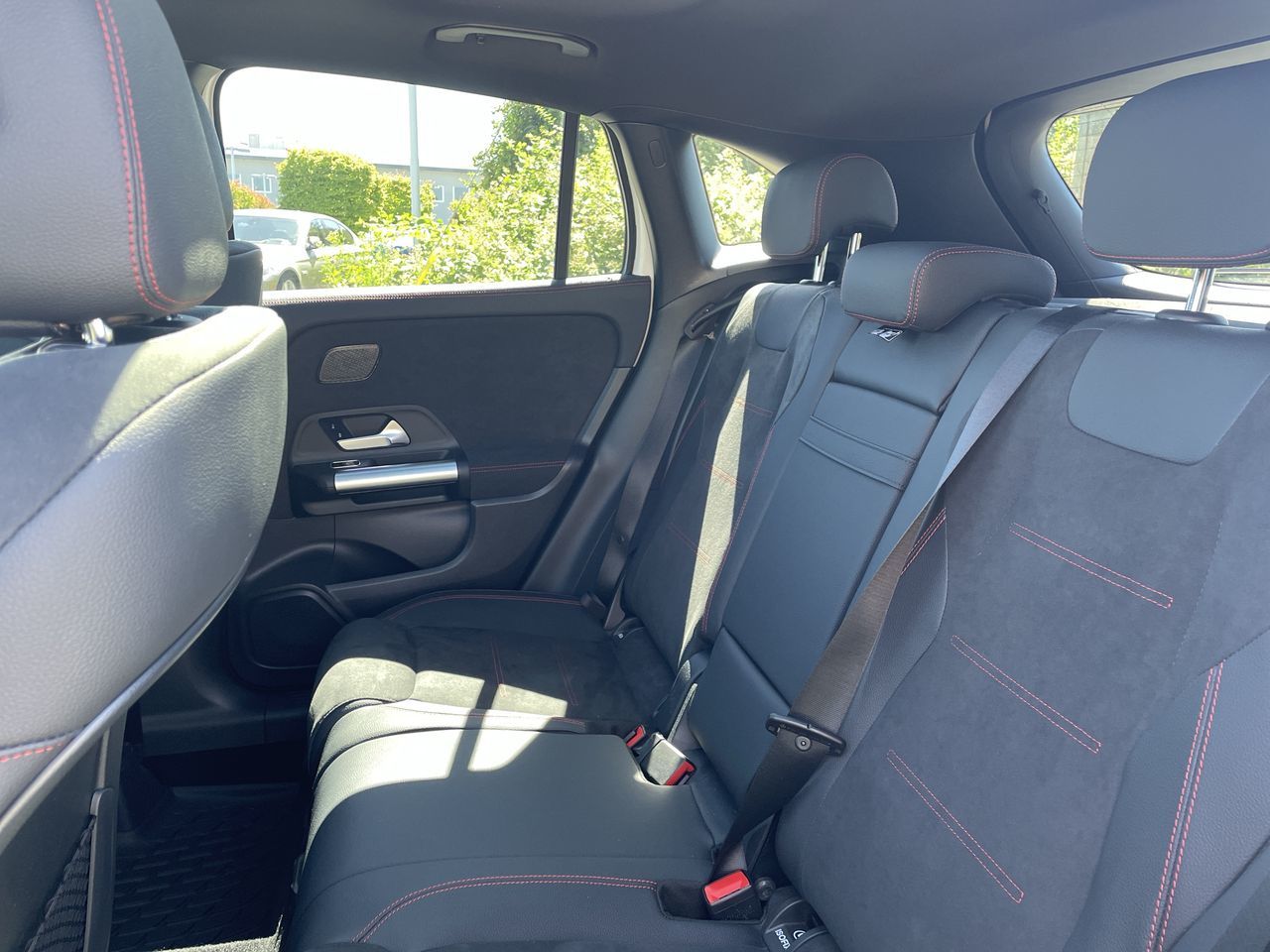 2025 Mercedes-Benz GLA250