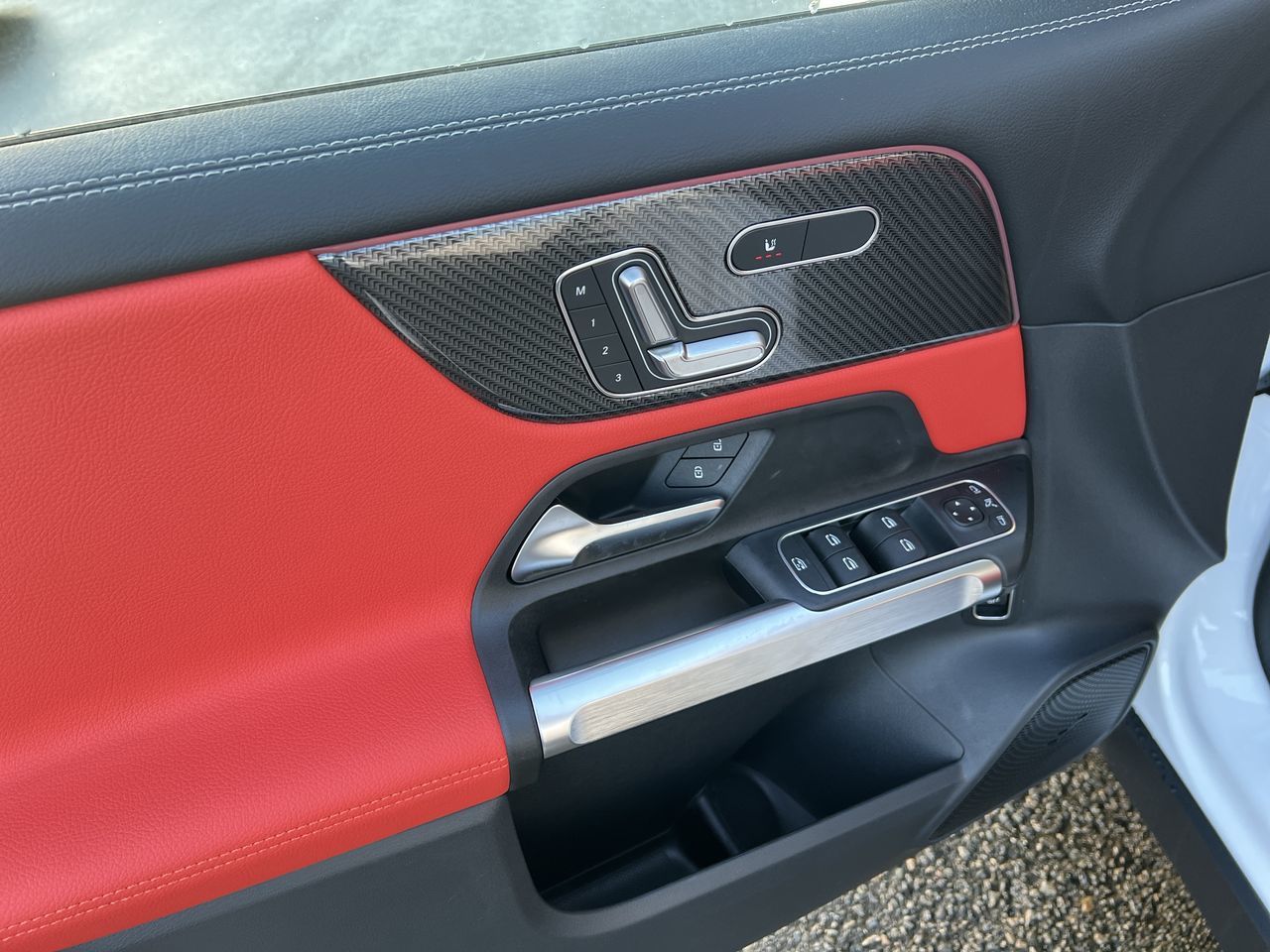 Mercedes-Benz GLB  2025 à Langley, Colombie-Britannique