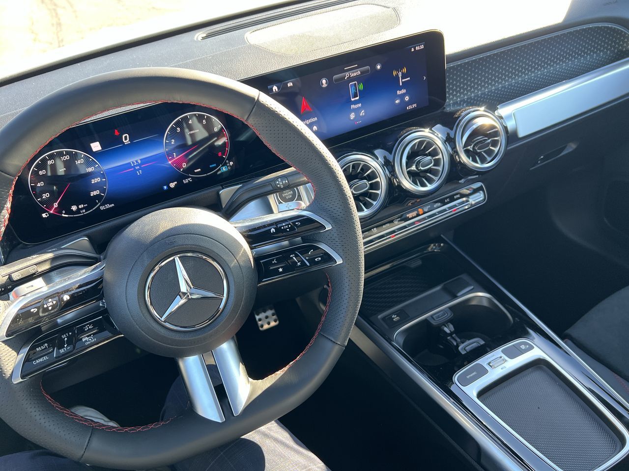 Mercedes-Benz GLB  2025 à Langley, Colombie-Britannique
