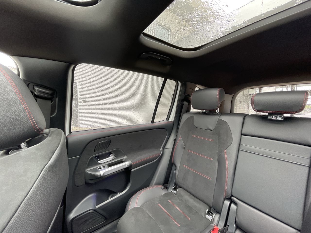 2026 Mercedes-Benz GLB