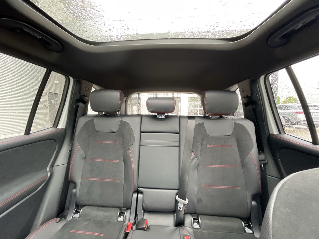 2026 Mercedes-Benz GLB