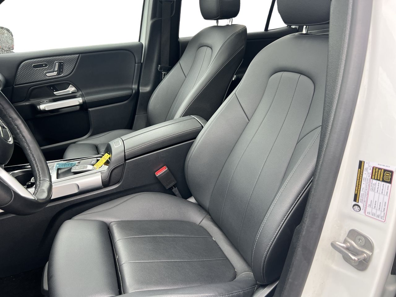 2024 Mercedes-Benz GLB250