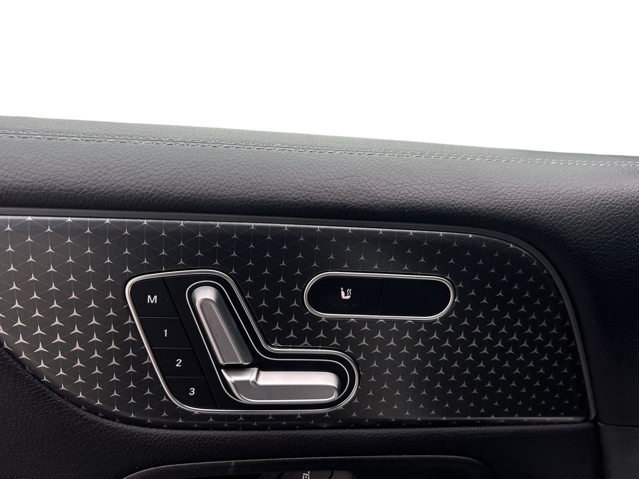 2024 Mercedes-Benz GLB250