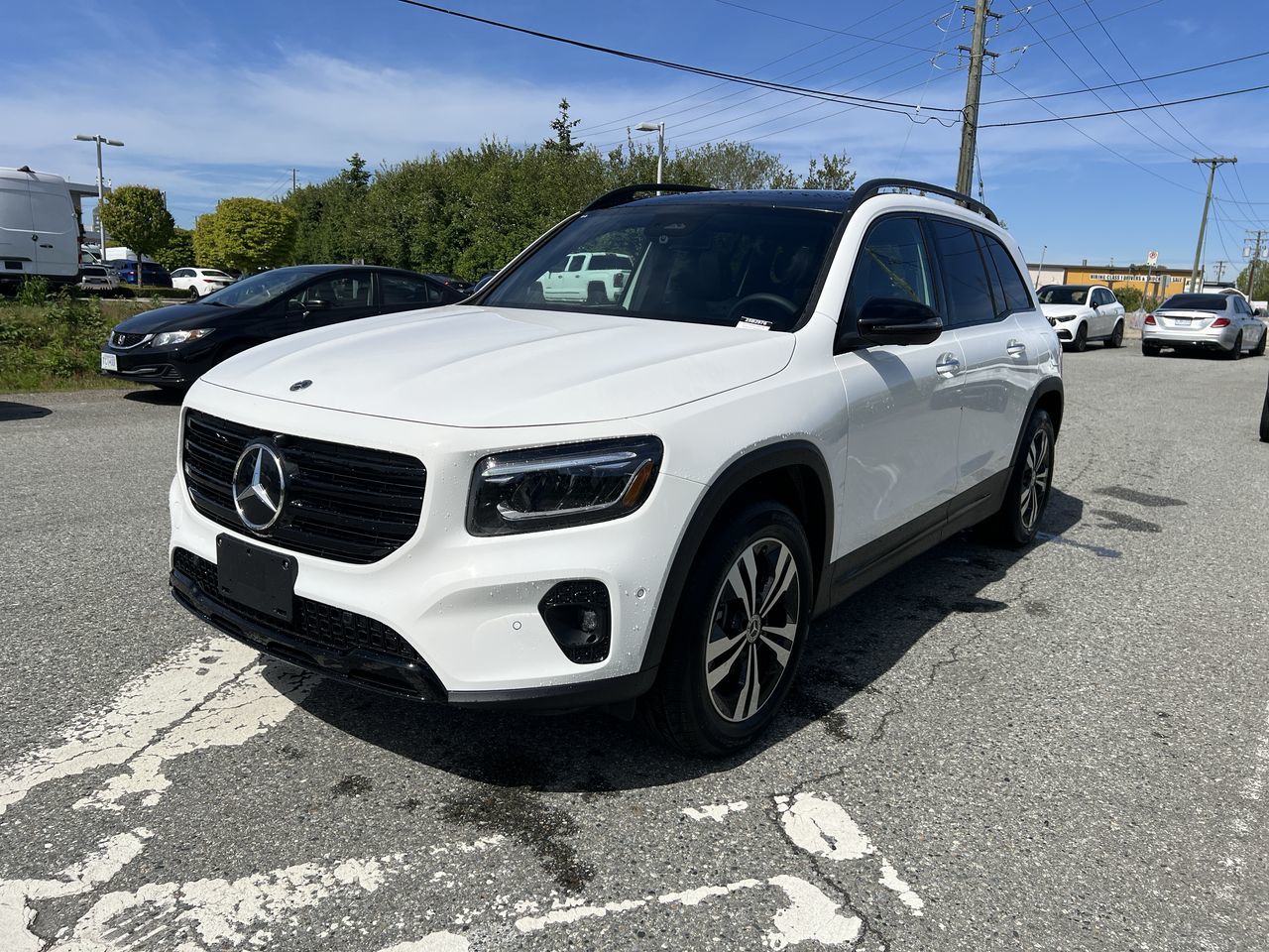 2025  GLB250