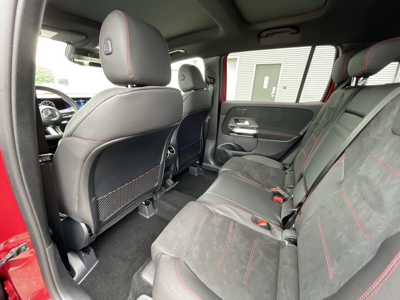 2026 Mercedes-Benz GLB