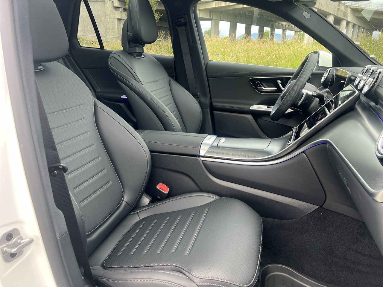 2025 Mercedes-Benz GLC Plug-in Hybrid in Langley, British Columbia