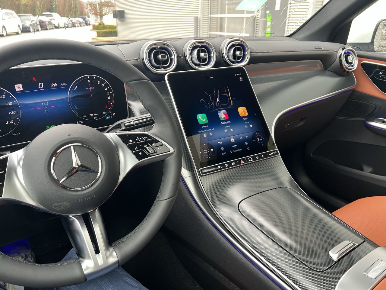 2025 Mercedes-Benz GLC Plug-in Hybrid in Langley, British Columbia