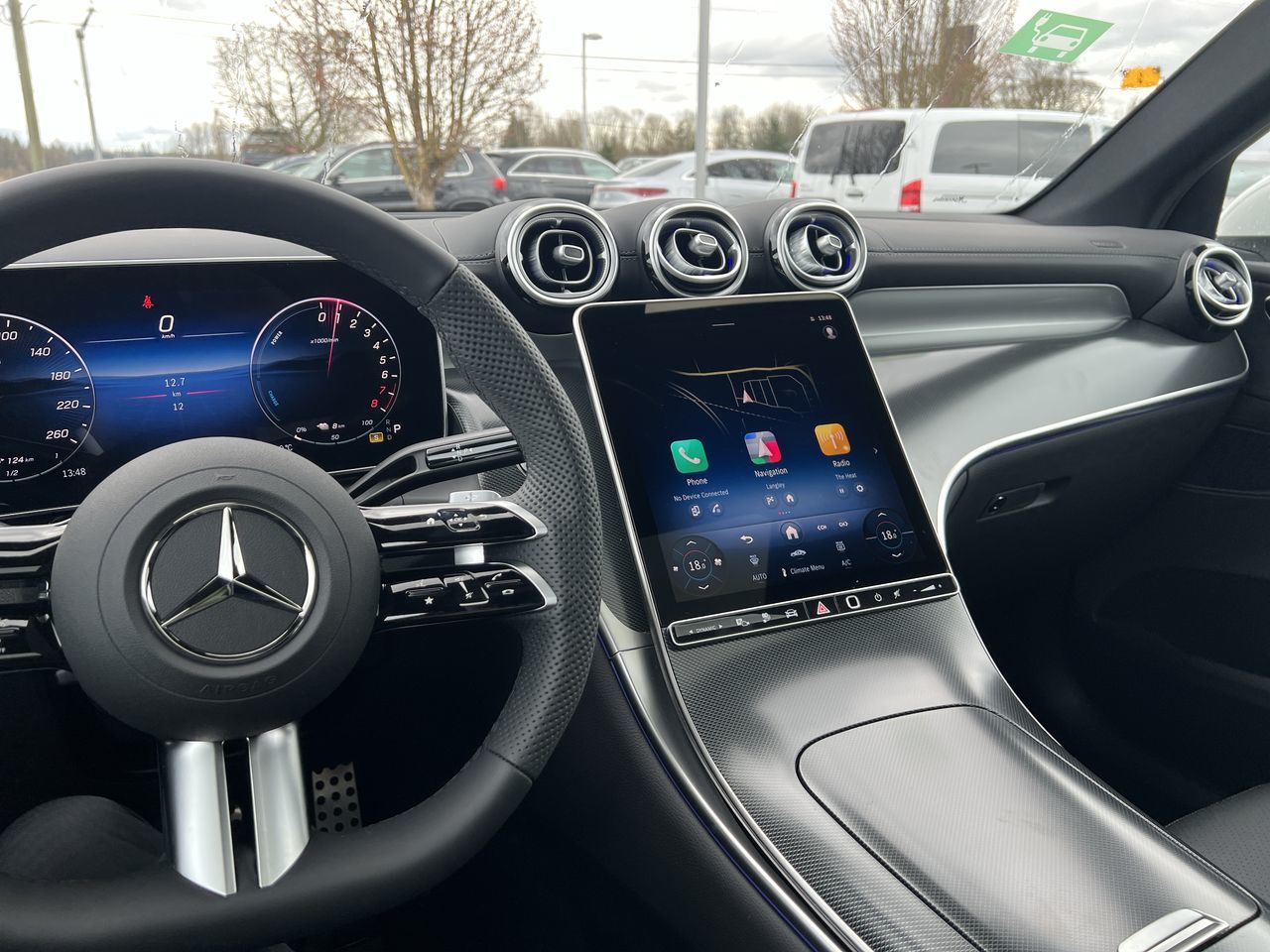 2025 Mercedes-Benz GLC Plug-in Hybrid in Langley, British Columbia