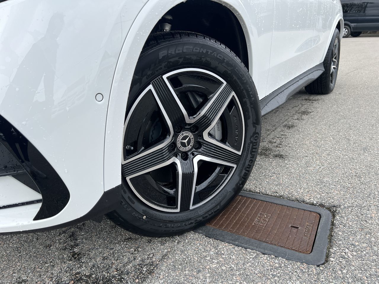 2025 Mercedes-Benz GLC Plug-in Hybrid in Langley, British Columbia