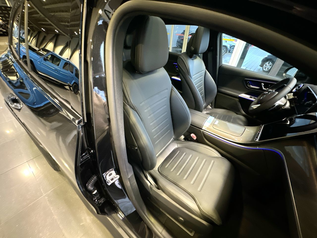 2025 Mercedes-Benz GLC Plug-in Hybrid in Langley, British Columbia