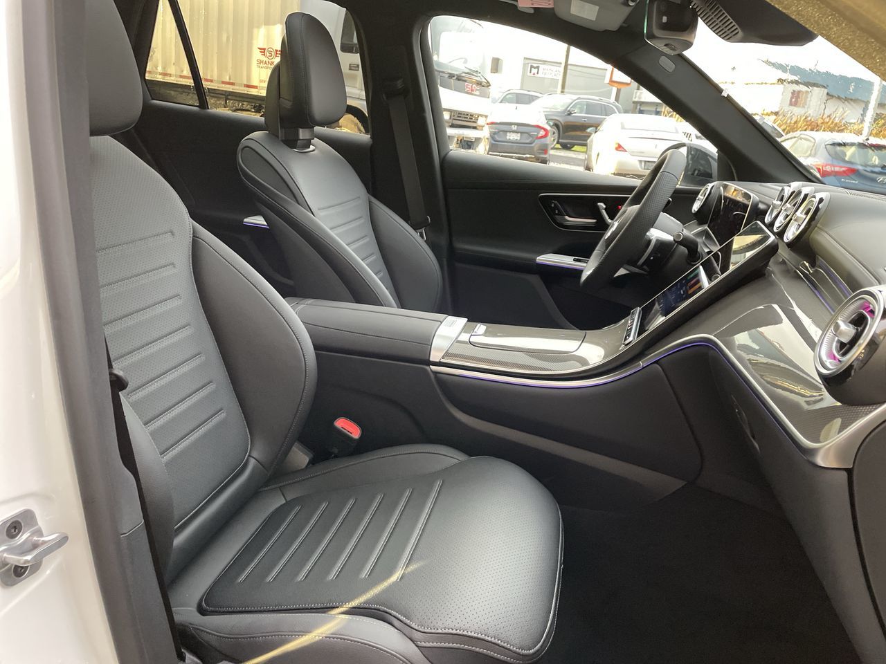 2026 Mercedes-Benz GLC Plug-in Hybrid in Langley, British Columbia