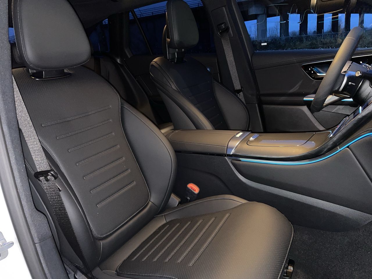 2026 Mercedes-Benz GLC Plug-in Hybrid in Langley, British Columbia