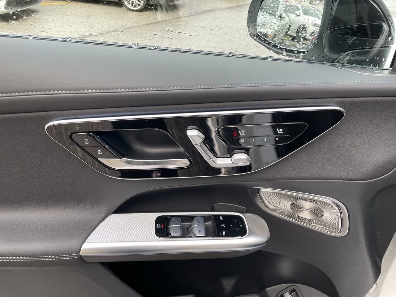 2026 Mercedes-Benz GLC Plug-in Hybrid in Langley, British Columbia