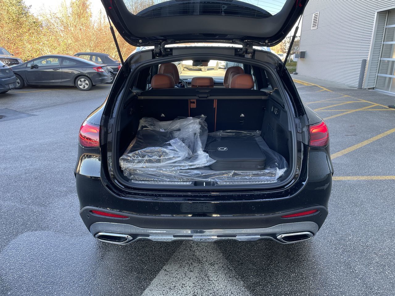 2026 Mercedes-Benz GLC Plug-in Hybrid in Langley, British Columbia
