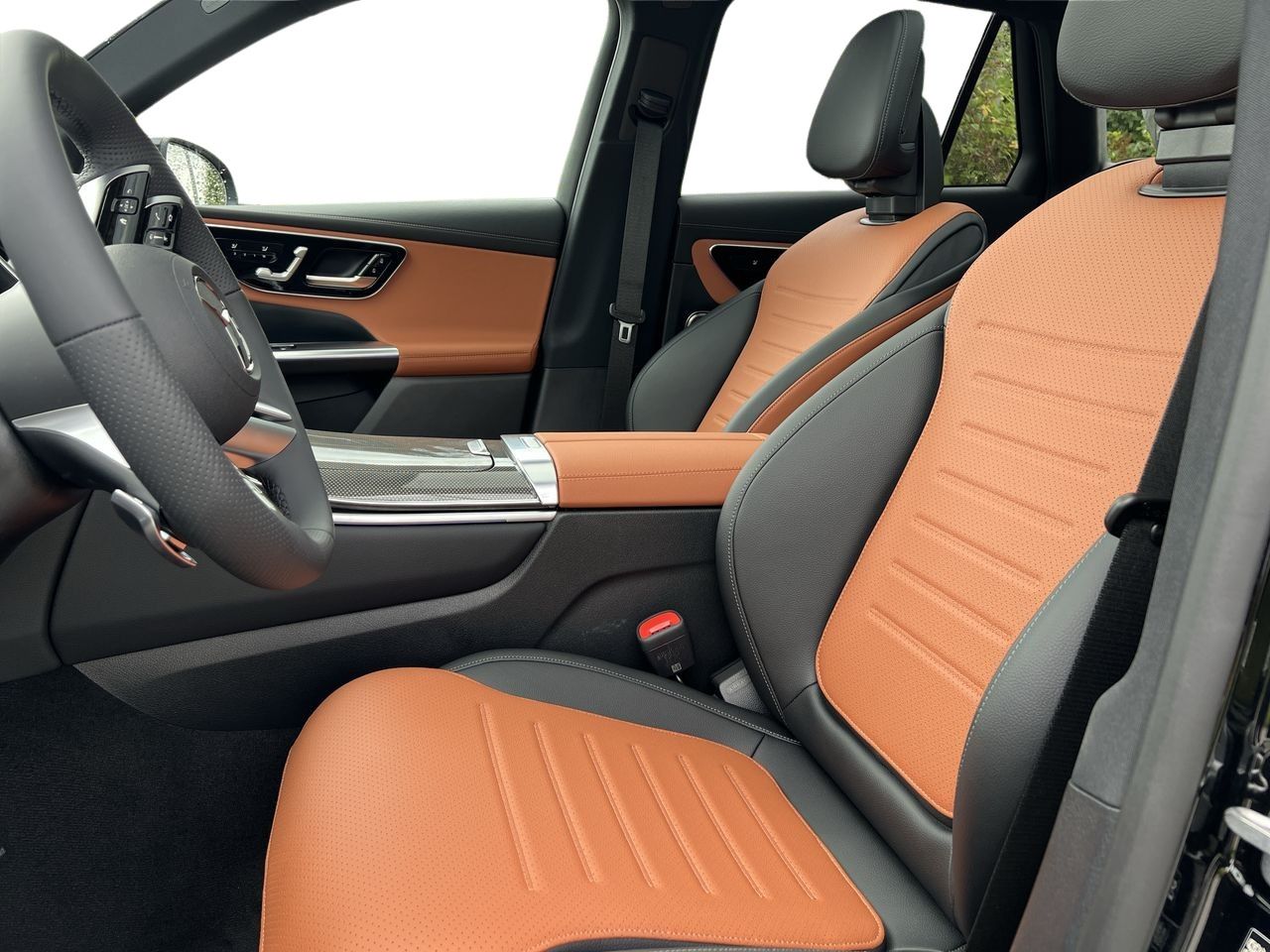 2025 Mercedes-Benz GLC in Langley, British Columbia