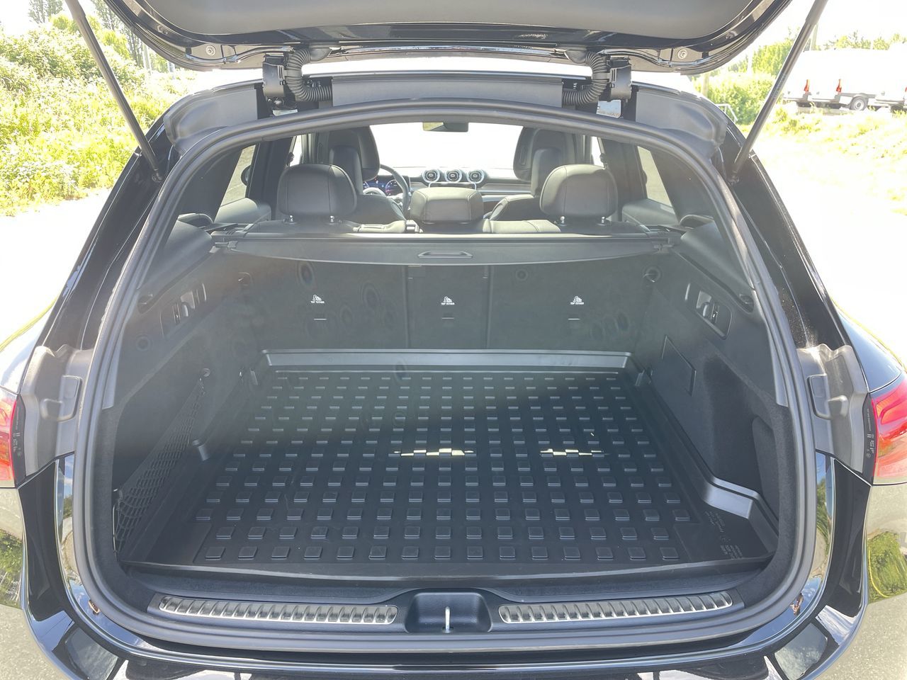 2026 Mercedes-Benz GLC