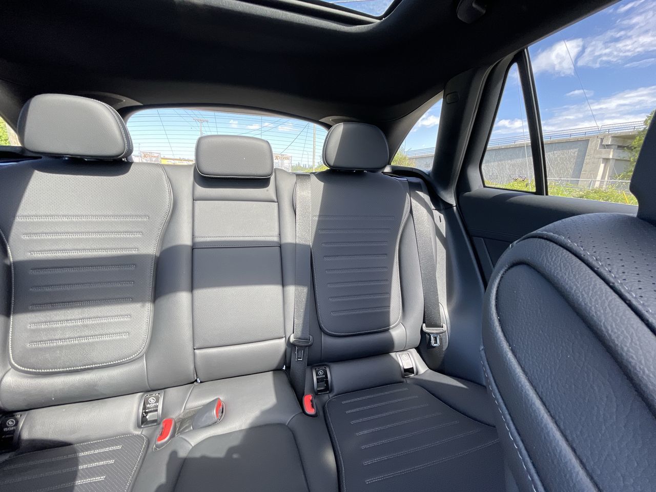 2026 Mercedes-Benz GLC