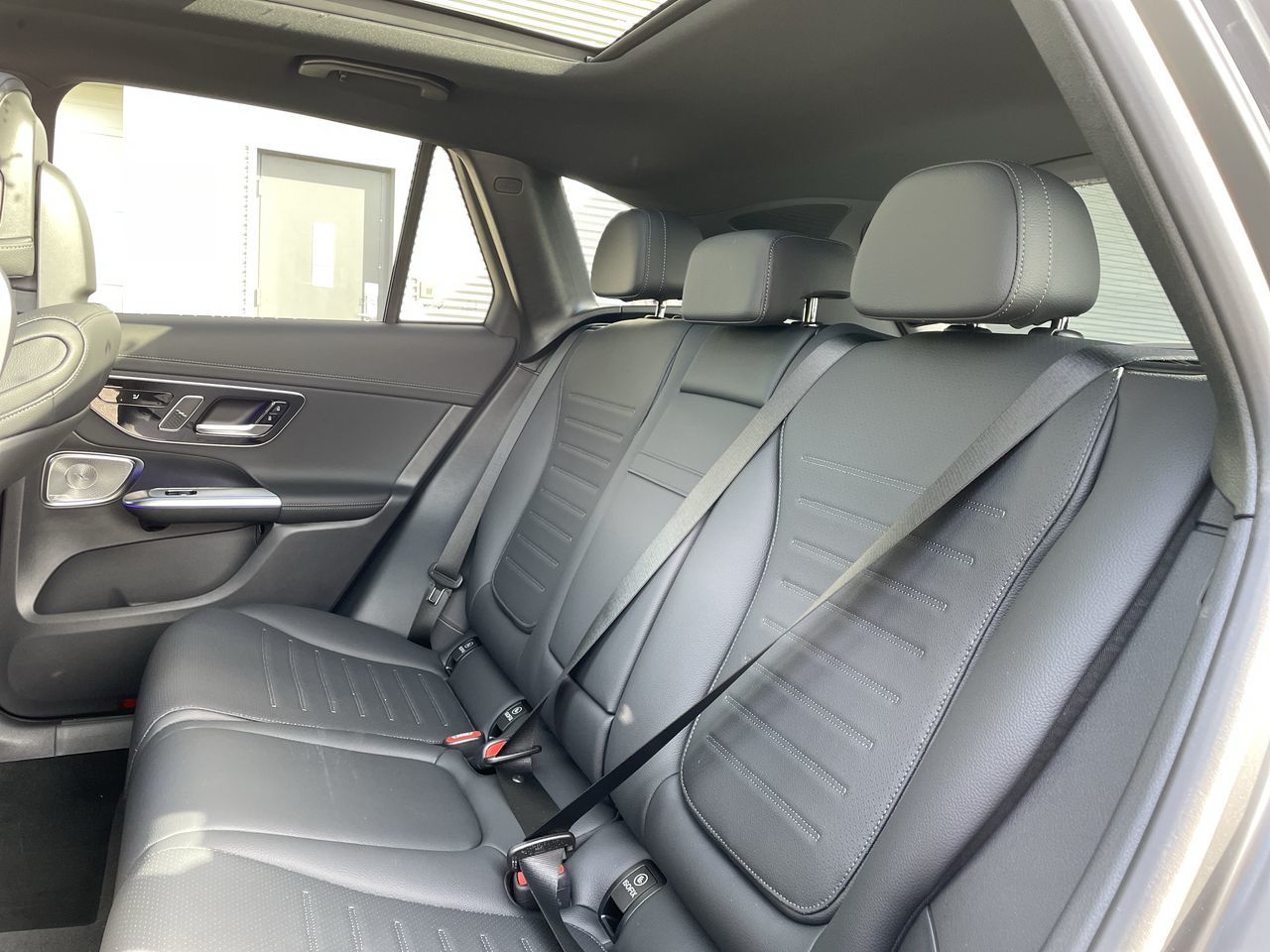 2026 Mercedes-Benz GLC