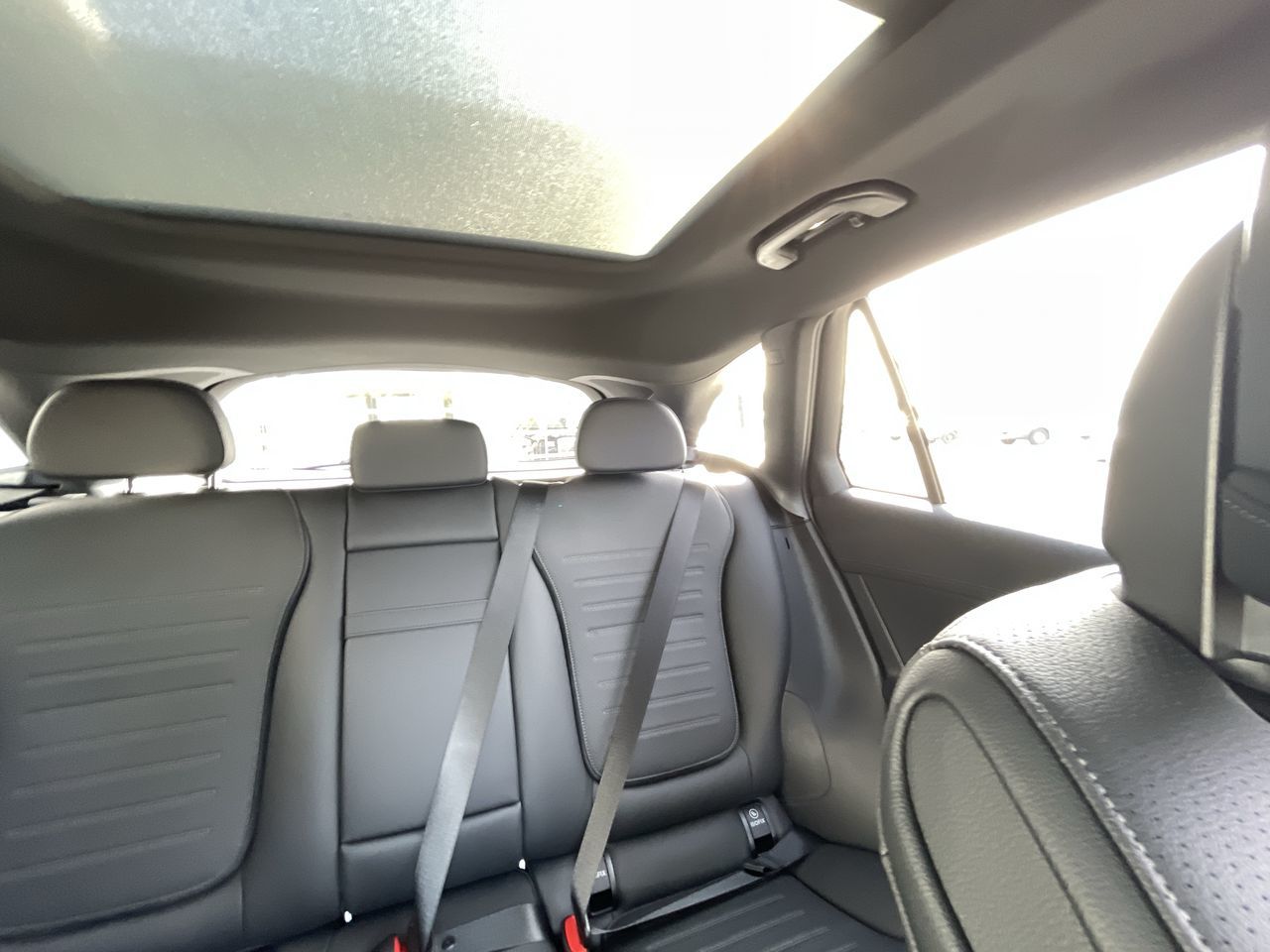 2026 Mercedes-Benz GLC