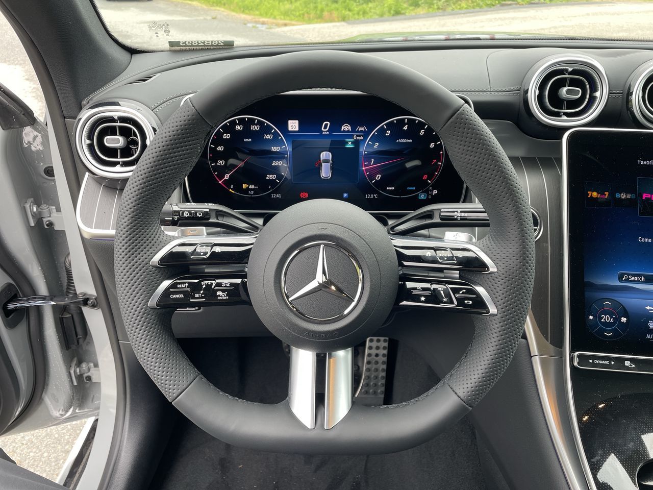 2026 Mercedes-Benz GLC