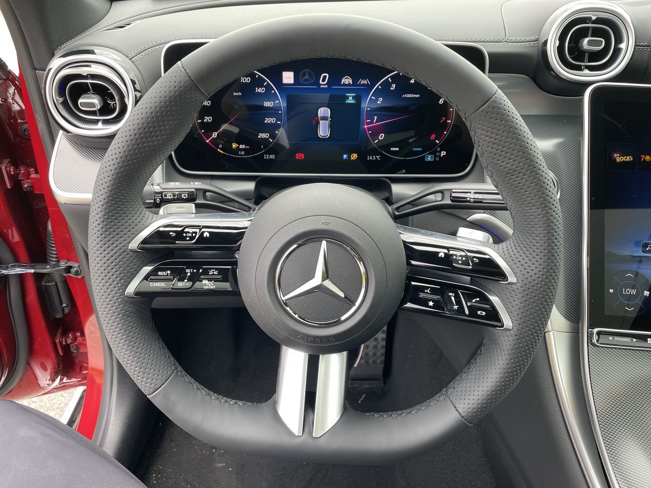 2026 Mercedes-Benz GLC