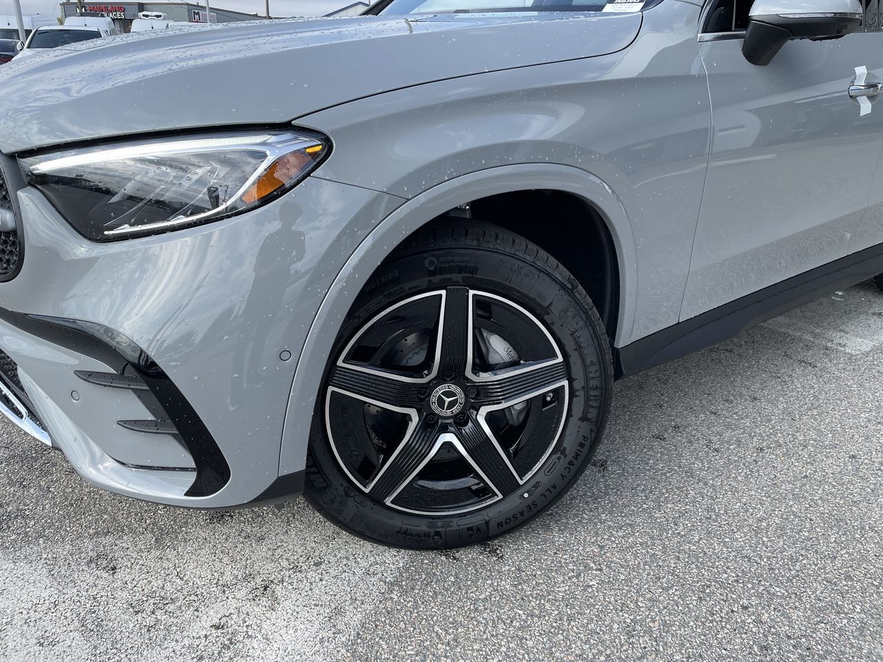 2026 Mercedes-Benz GLC