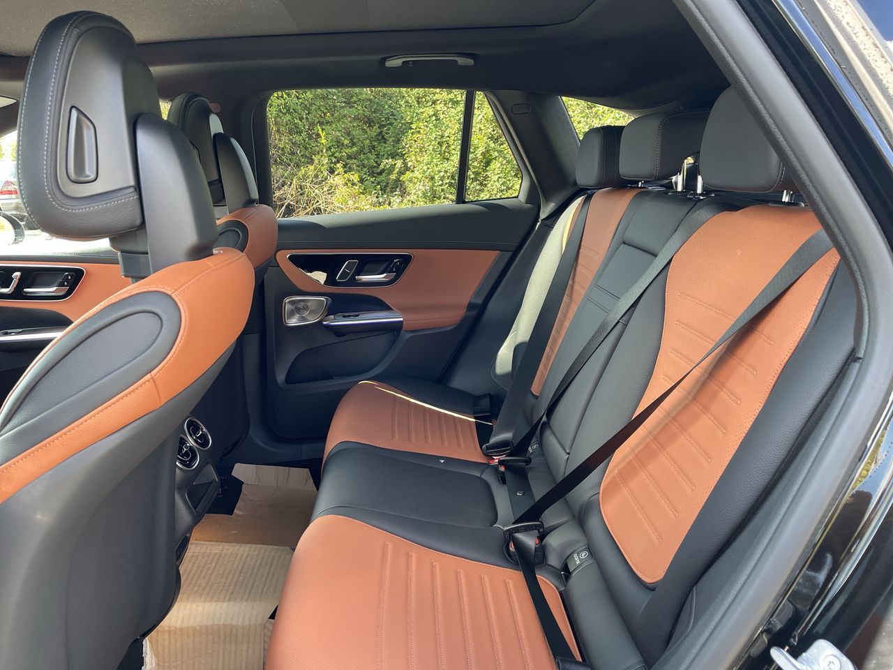 2027 Mercedes-Benz GLC