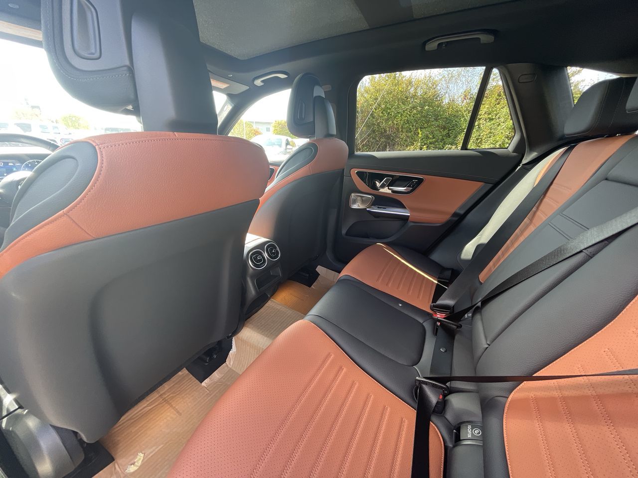 2027 Mercedes-Benz GLC