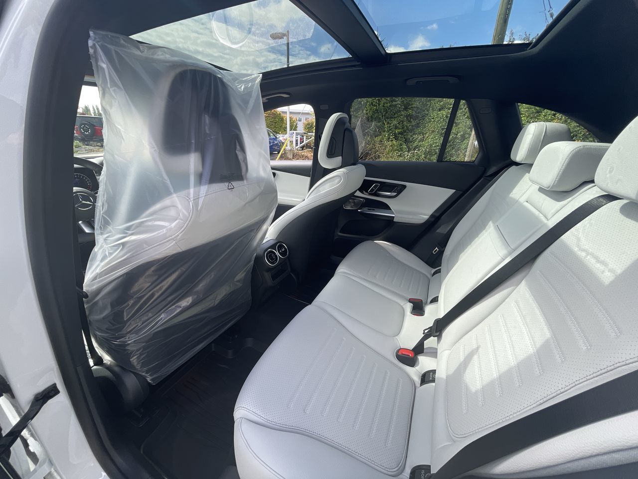 2027 Mercedes-Benz GLC