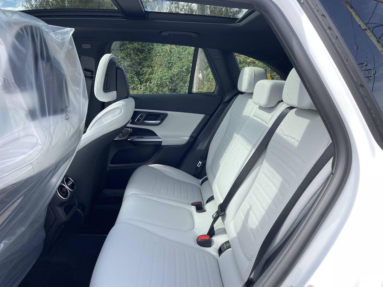 2027 Mercedes-Benz GLC