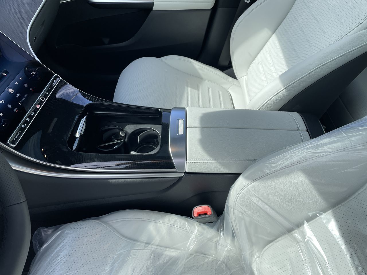 2027 Mercedes-Benz GLC