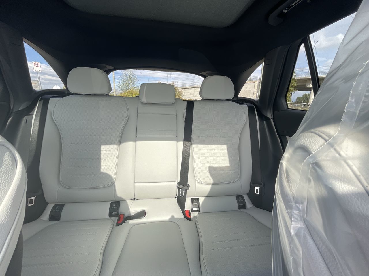 2027 Mercedes-Benz GLC
