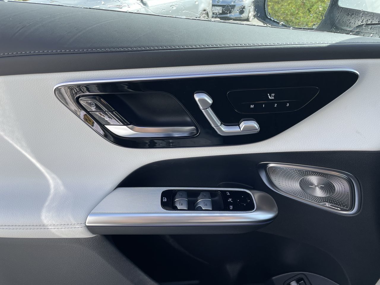 2027 Mercedes-Benz GLC