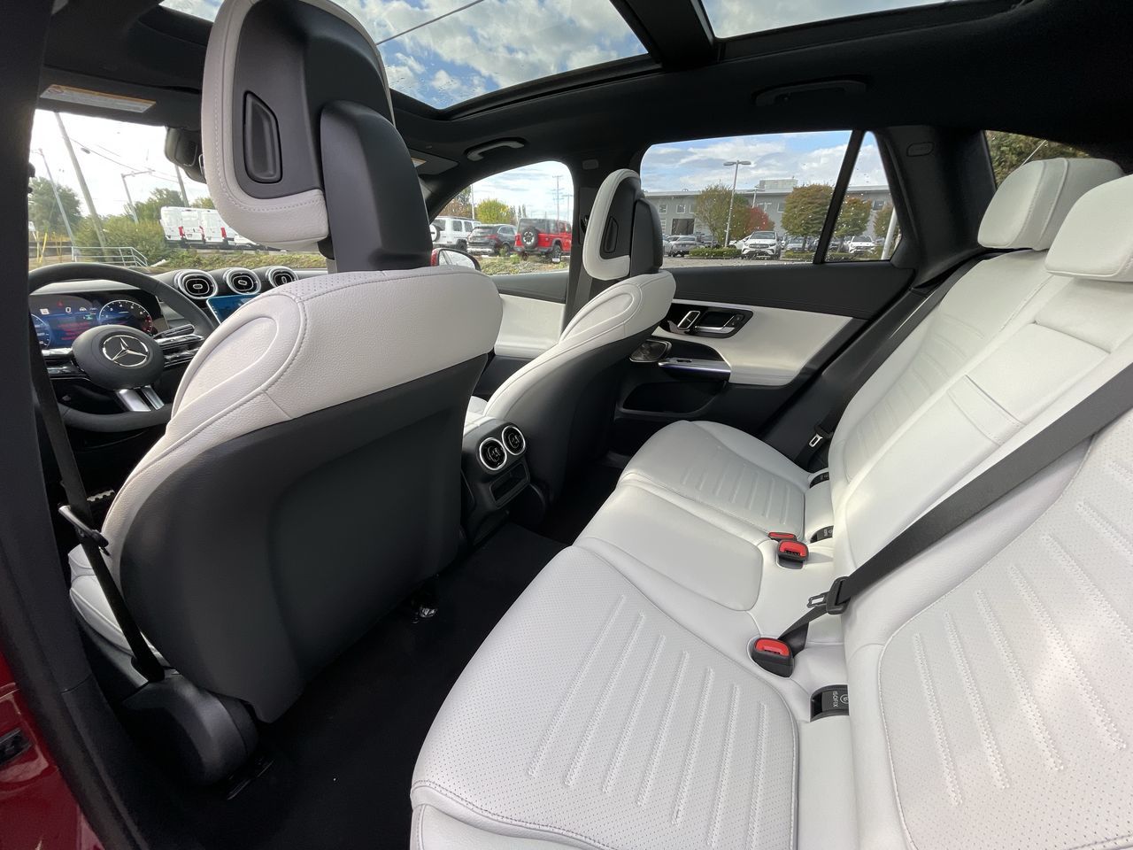 2027 Mercedes-Benz GLC