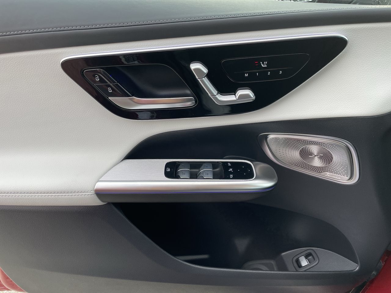 2027 Mercedes-Benz GLC