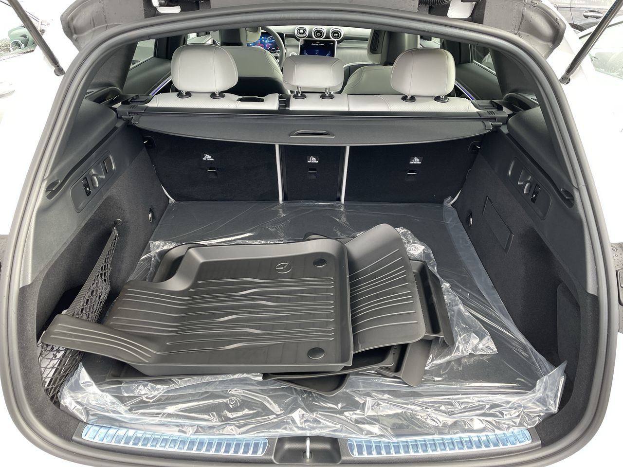 2027 Mercedes-Benz GLC