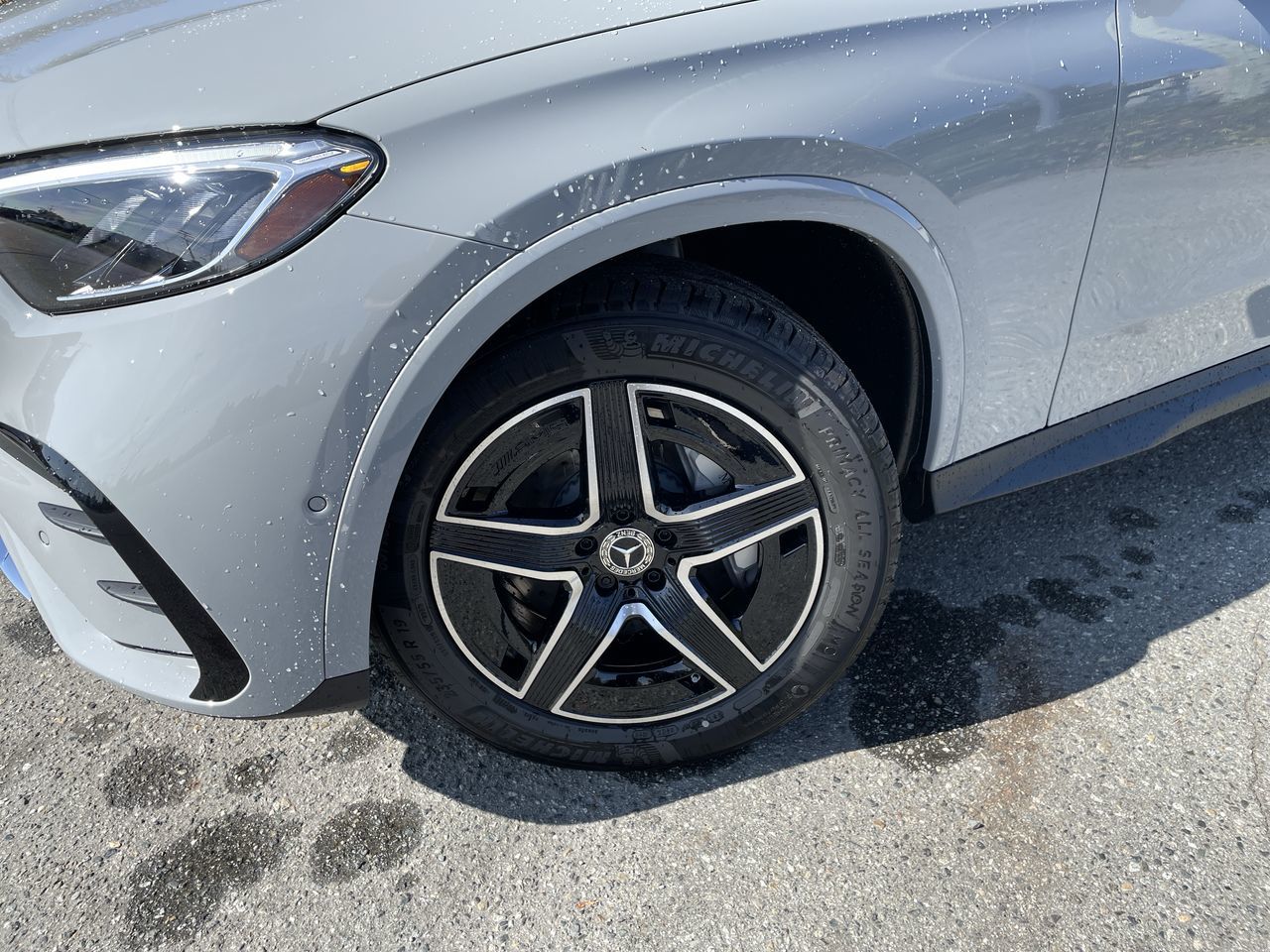 2027 Mercedes-Benz GLC