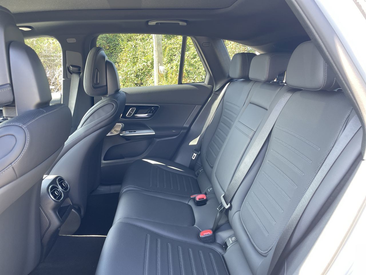 2027 Mercedes-Benz GLC