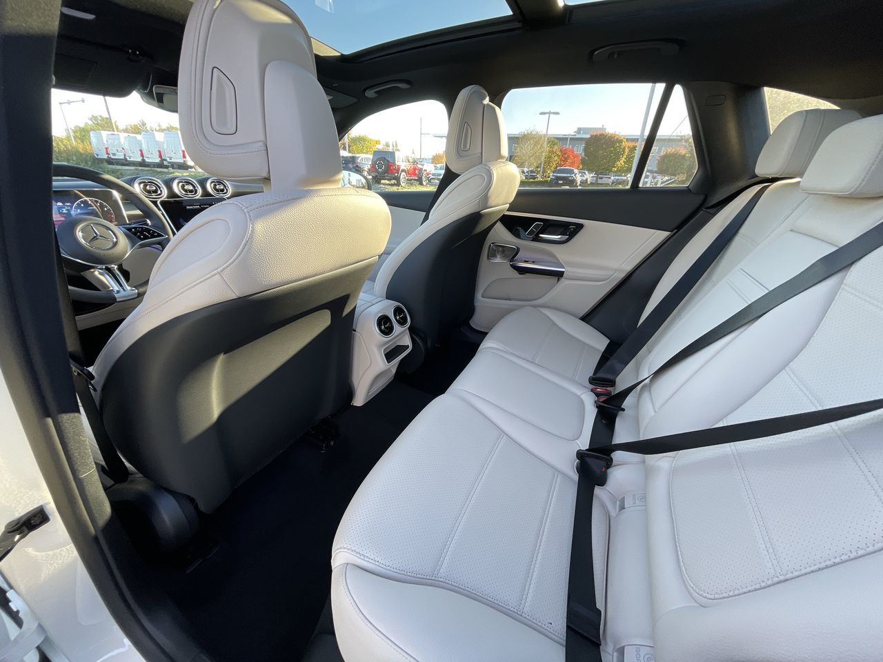 2027 Mercedes-Benz GLC