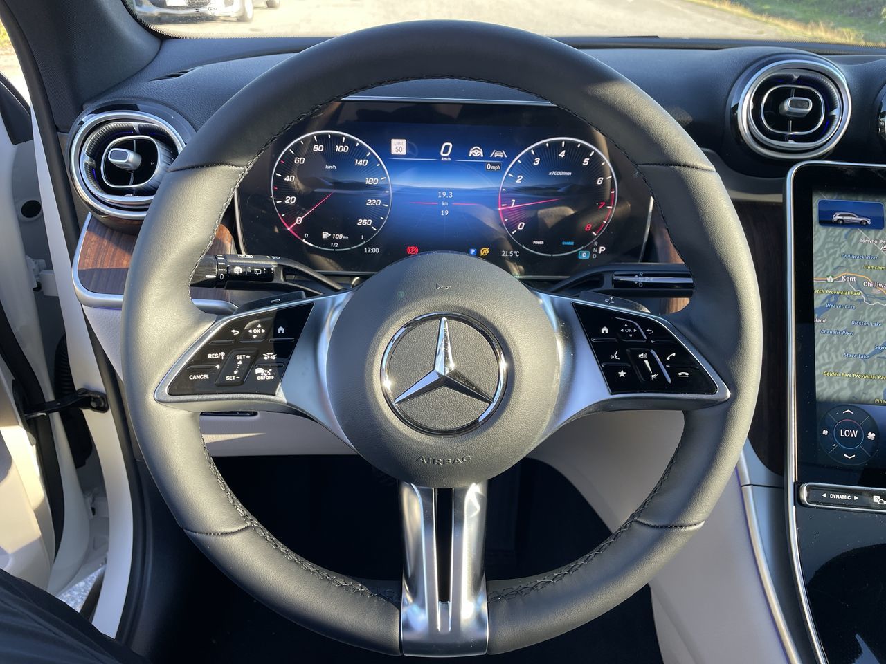 2027 Mercedes-Benz GLC